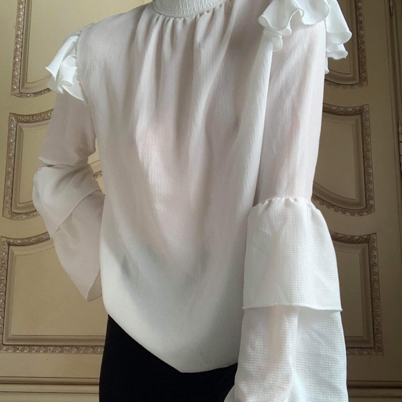 White Long Sleeve Blouse - Picture 2 of 3